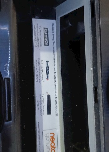 Neato Siyah Robot Süpürge - Görsel 14