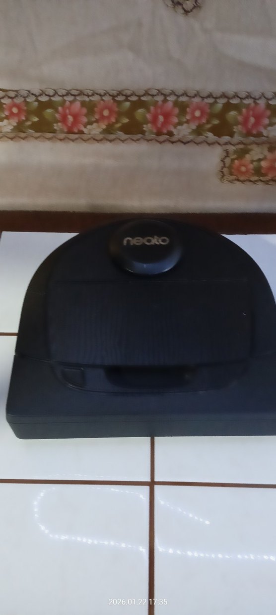 Neato Siyah Robot Süpürge - Görsel 3