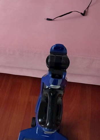 Arçelik SD 3971 Şarjlı Dikey Süpürge  hızlı modda şarlja yaklaşı - Görsel 8