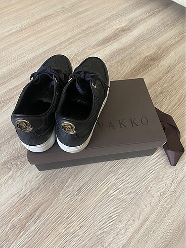 Vakko Vakko Siyah Deri Sneaker
