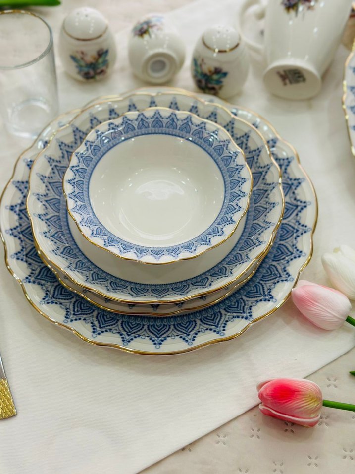 Mavi Çiçek Desenli Yemek Takımı - Görsel 2