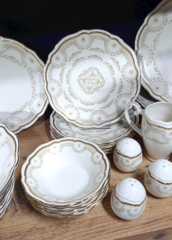 Beyaz Altın Desenli Yemek Takımı - Görsel 3