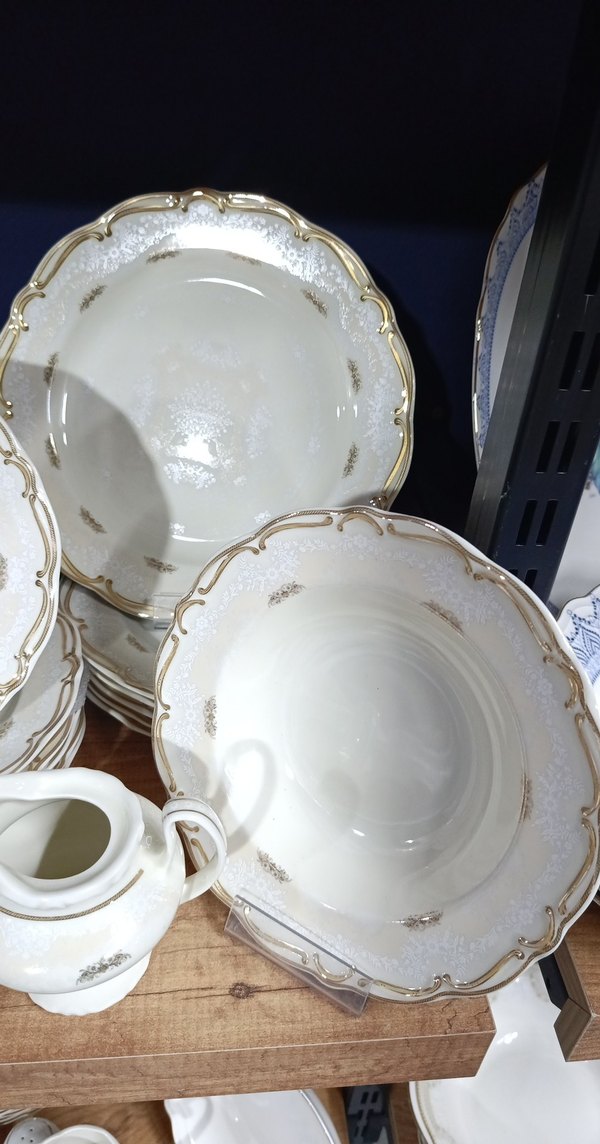 Beyaz İnce Desenli Porselen Yemek Takımı - Görsel 3