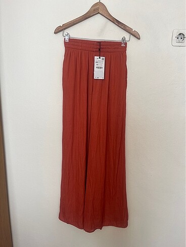 ZARA PANTOLON