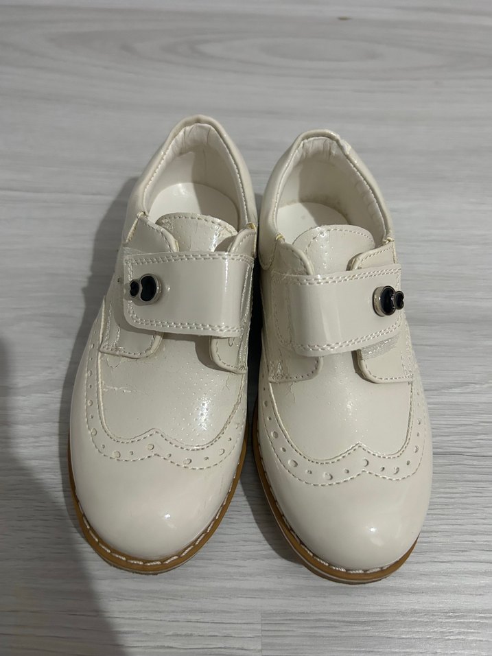 Erkek Çocuk Beyaz Özel Ayakkabı - Görsel 2