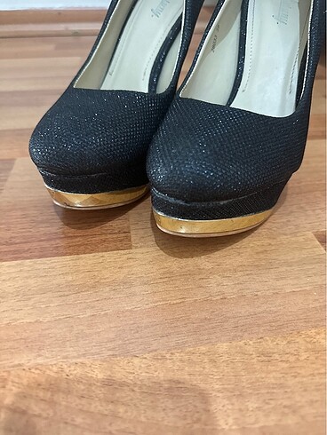 Topuklu ayakkabı - Görsel 6