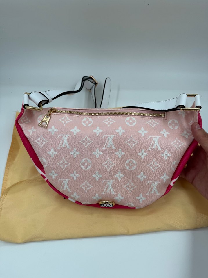 Louis Vuitton kadın omuz çantası — görsel 3/8
