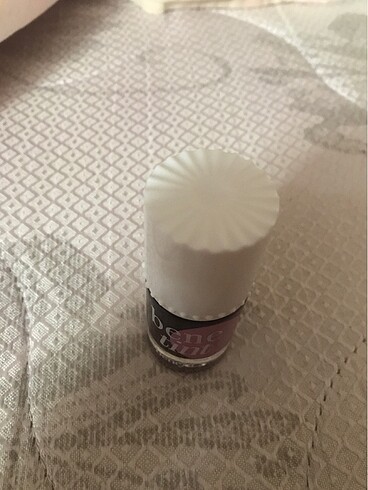 Benefit Benefit benetint