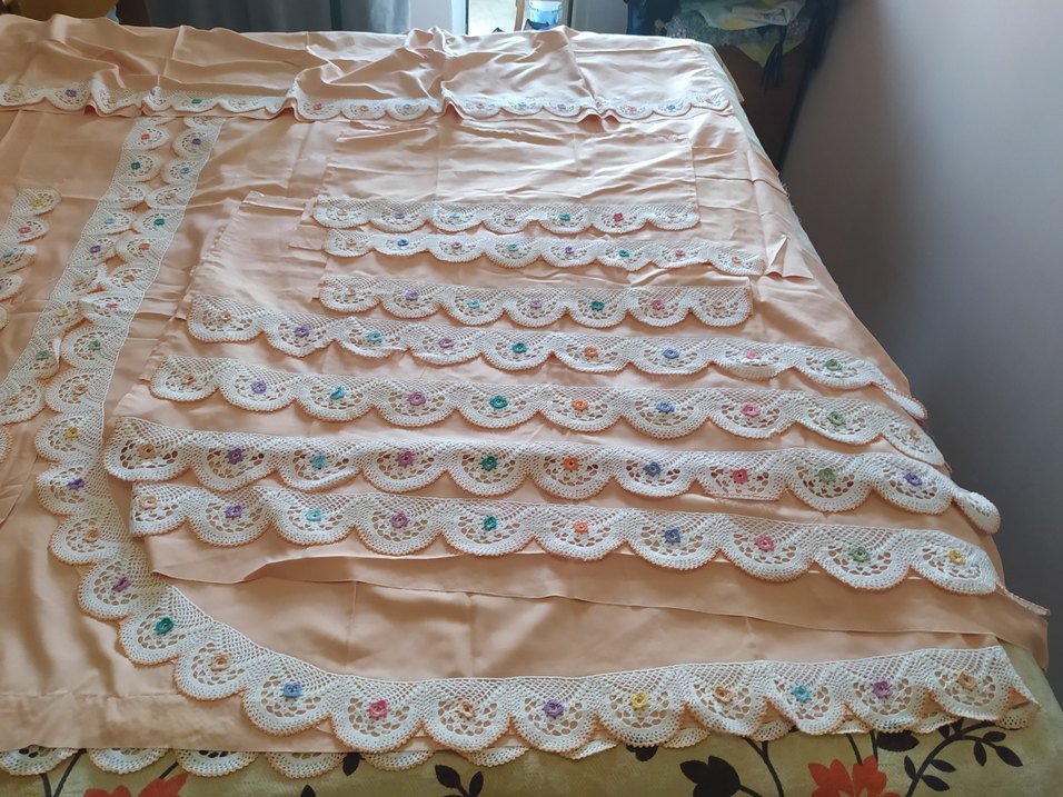 Renkli Çiçekli El Örgüsü Dantel Kenar - Görsel 2