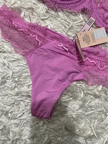 Victoria s Secret Victoria secret pembe iç çamaşırı takımı
