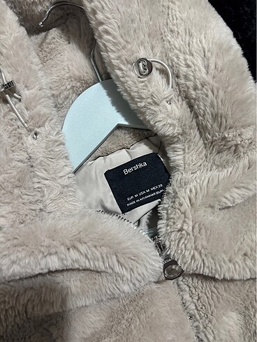 m Beden Bershka kürk