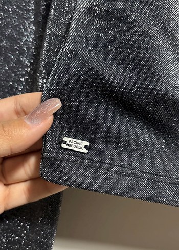 Tek Kollu Drapeli Mini gri simli Bluz parlak antrasit - Görsel 3