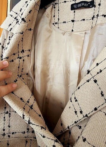 Astarlı Uzun Kaban 42 Beden - Görsel 3