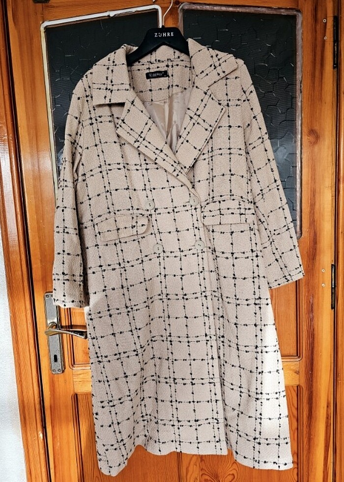 Astarlı Uzun Kaban 42 Beden - Görsel 5