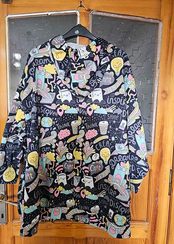 Renkli Baskılı Kapüşonlu Sweatshirt - Görsel 2