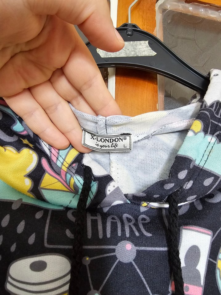 Renkli Baskılı Kapüşonlu Sweatshirt - Görsel 3