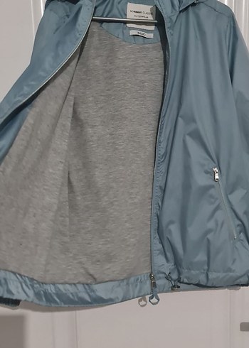 Gri Fermuarlı Yağmurluk - Görsel 4