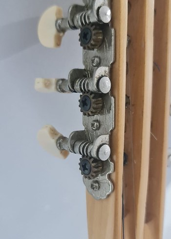 Bej ve Koyu Ahşap Renkli Bağlama - Görsel 3