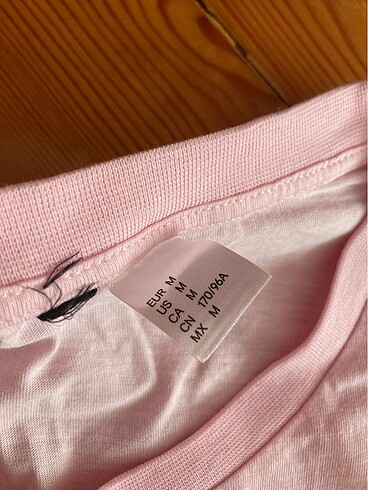H&M H&M belden bağlamalı tshirt