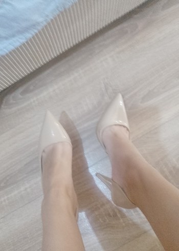 Diğer Beyaz Minimalist Stiletto Topuklu Kadın Ayakkabı