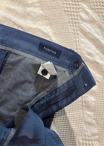 31 Beden Erkek Mavi Kemerli Kısa Denim Şort