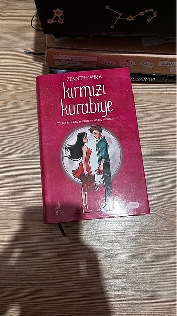 Kırmızı Kurabiye Ciltli