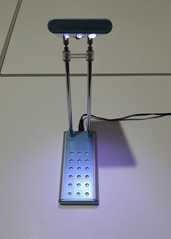 Diğer Mavi LED Masa Lambası Metal Gövdeli