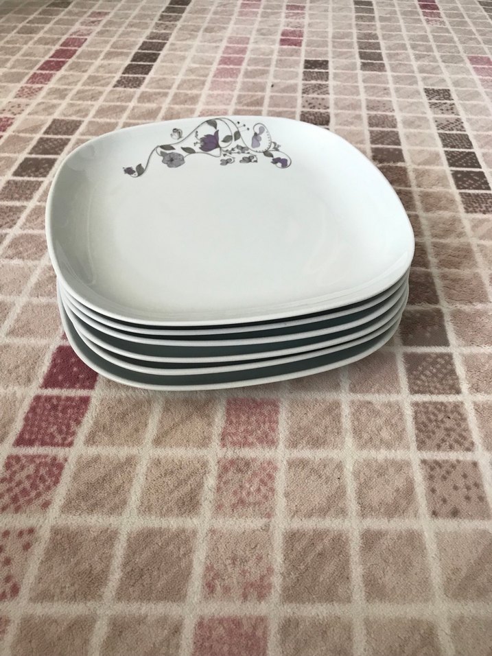 Mor Detaylı Gri Porselen Tabak Seti - Görsel 3