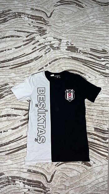 Beşiktaş Logolu Tişört
