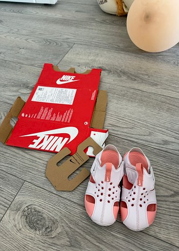 Kız Çocuk Nike Kaydırmaz Sandalet