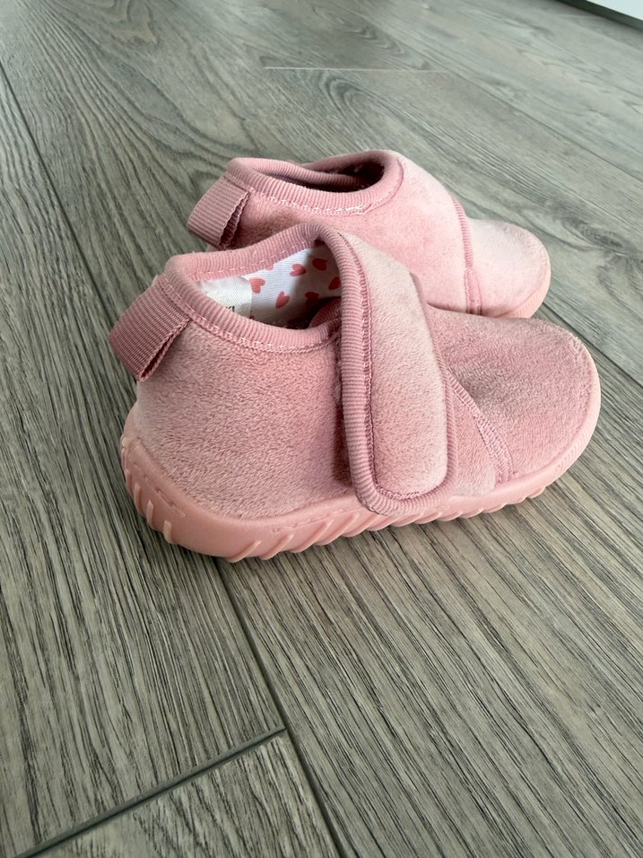 Kız Çocuk Pembe Sıcak Ev Terliği - Görsel 3