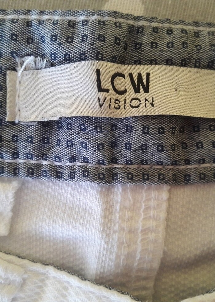 LCW 28 Beden Beyaz Erkek Şort - Görsel 4