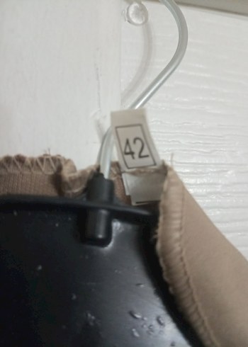 42 Beden Bej Uzun Düğmeli Kadın Trençkot