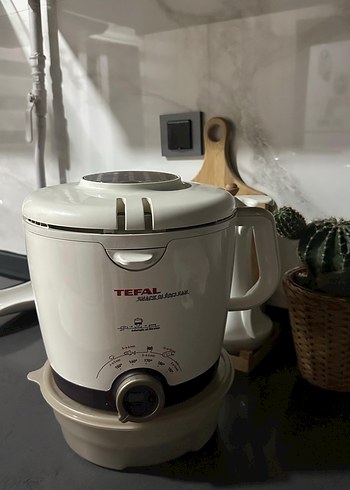 Beyaz Tefal Fritöz ve Izgara