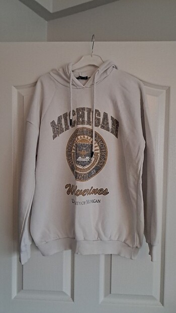 Sweat shirt