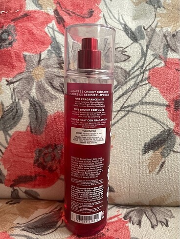 Bath & Body Works bata and body japanese cherry blossom vücut spreyi