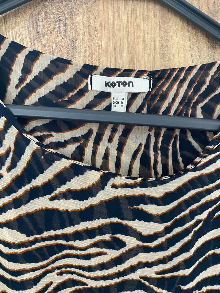 Kadın Kahverengi Zebra Desenli Pilili Bluz - Görsel 3