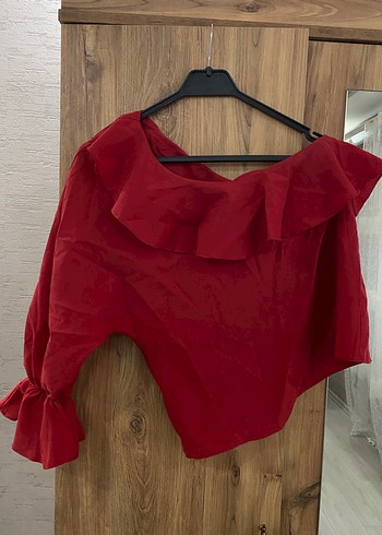 Kırmızı Fırfırlı Kadın Keten Bluz - Görsel 2