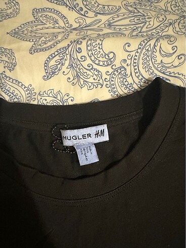 Mugler hm işbirliği tişört