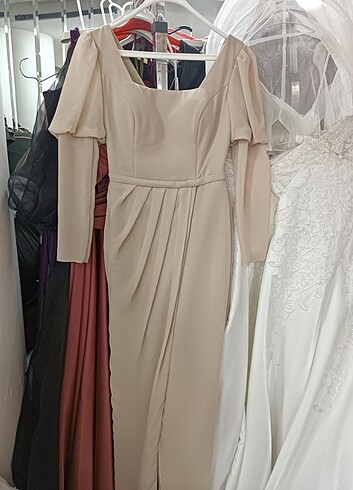 Sade düz abiye