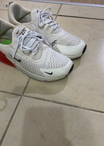 Beyaz Bağcıklı Kadın Spor Ayakkabı - Görsel 2