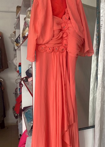 Pembe Drapeli Uzun Straplez Abiye Elbise - Görsel 4