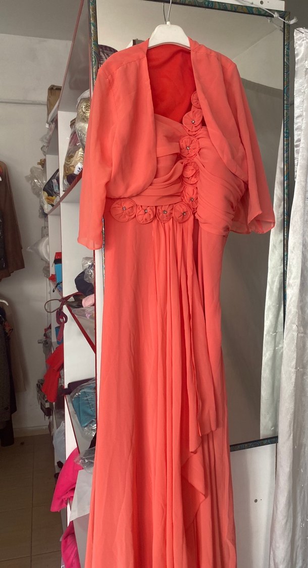 Pembe Drapeli Uzun Straplez Abiye Elbise - Görsel 4