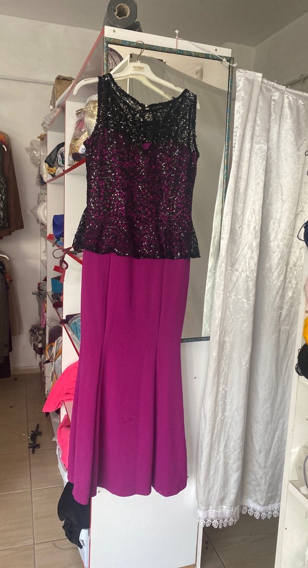 Mor Desenli Straplez Uzun Abiye Elbise - Görsel 3