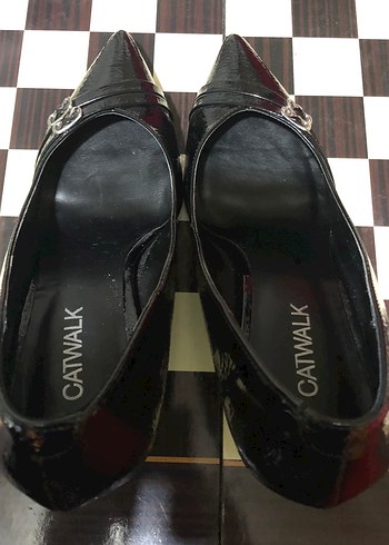 Siyah Yılan Desenli Tokalı Kadın Stiletto - Görsel 3