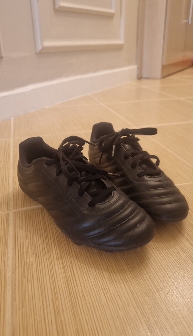 Erkek Siyah Bağcıklı Futbol Ayakkabısı - Görsel 2