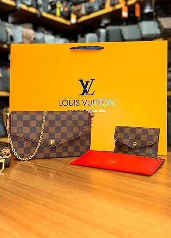 Louis Vuitton LOUIS VUITTON FELİCİE CANTA