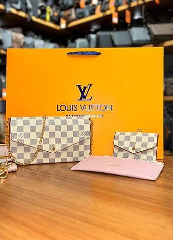 Beden LOUIS VUITTON FELİCİE CANTA