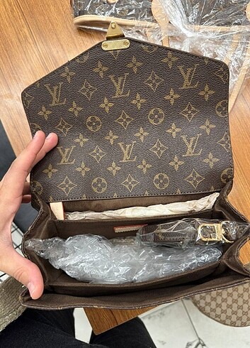 Beden çeşitli Renk LOUIS VUITTON KADIN ÇANTA