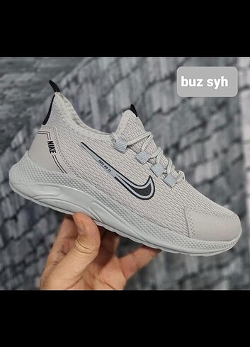 Nike bez ayakkabı 